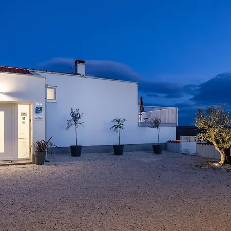 Villa Family Oasis Belladonna Visnjan