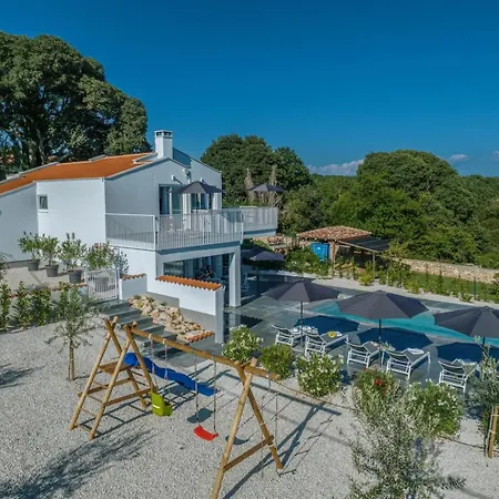 Family Oasis Belladonna Villa Visnjan